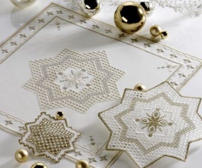 Hardanger festlich No. 216 von Zweigart